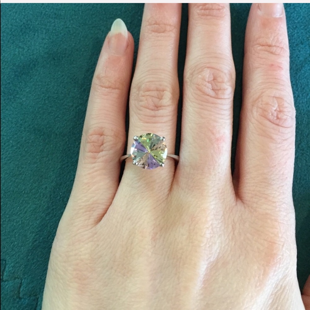 Silver Ring - Picture 1 of 2